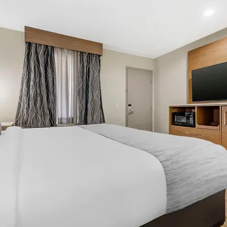 Best Western Carlsbad By The Sea Exterior photo